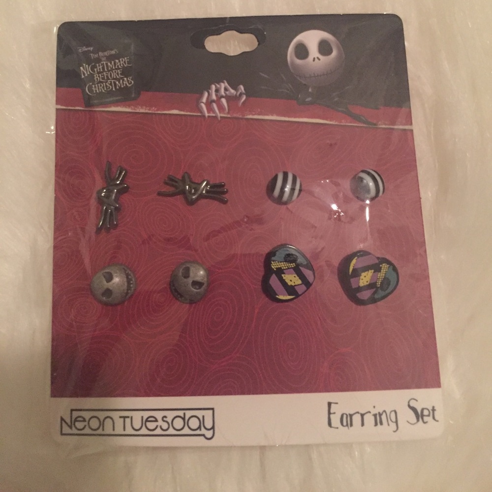 The Nightmare Before Christmas Earrings‼️‼️